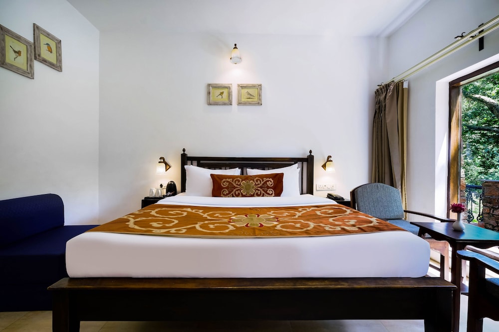 Deluxe Room - Photo 5