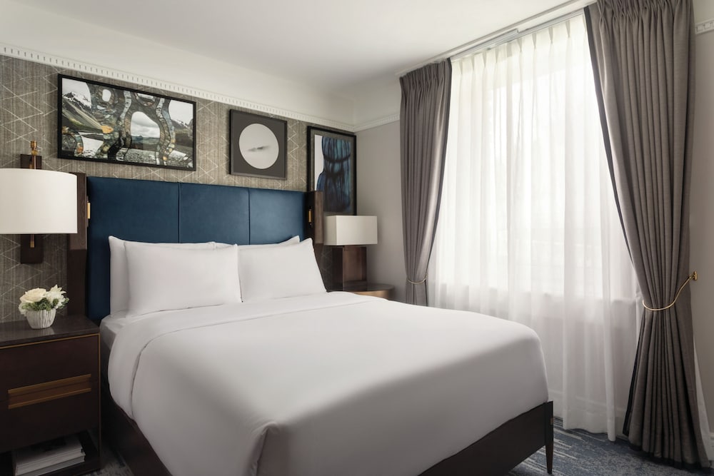 Room, 1 Queen Bed (Gatehouse) - Photo 1