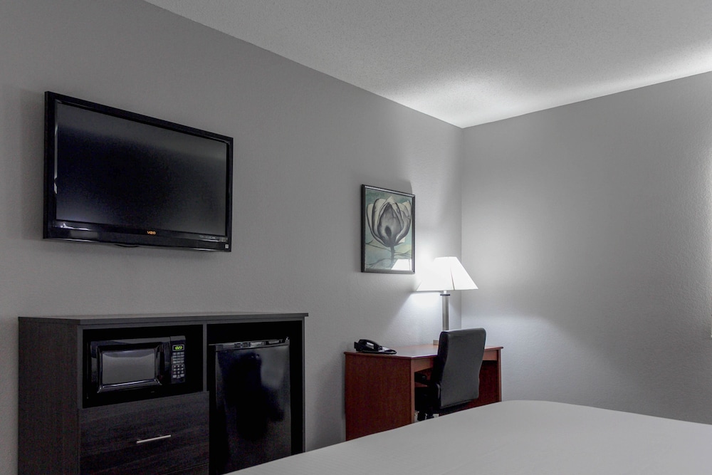 Superior Room, 1 King Bed - Photo 5