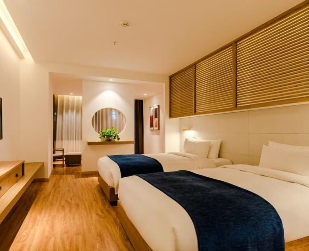 Classic Twin Room (Mainland Chinese Citizen Only) photo 1