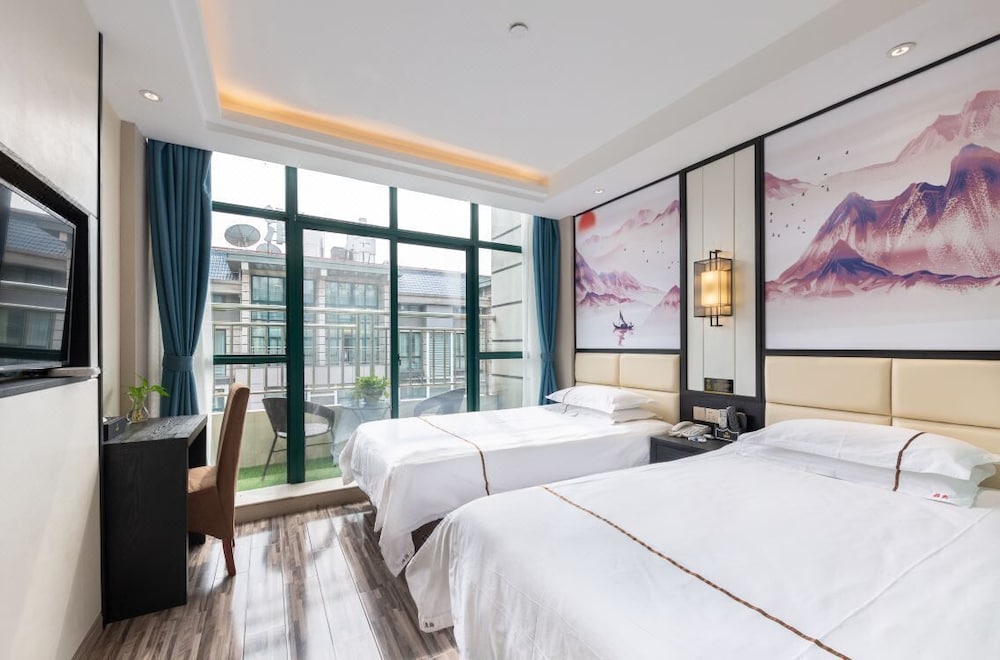 Elite Twin Room photo 2