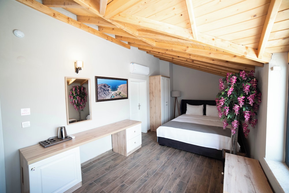 Suite - Photo 2