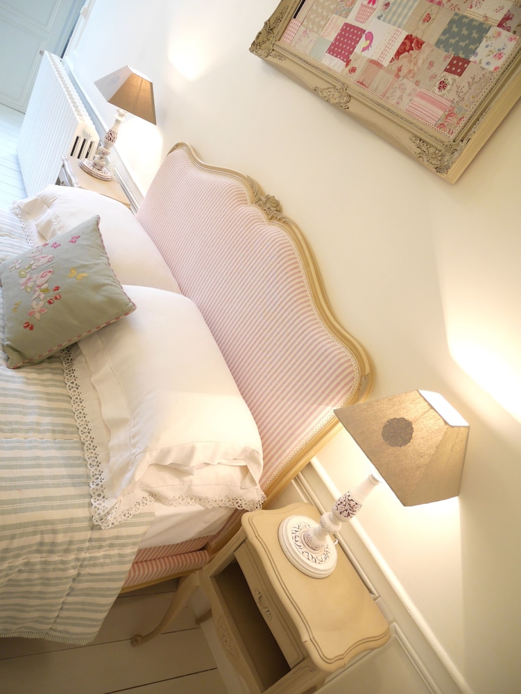 Romantic Room (The French Room) photo 2