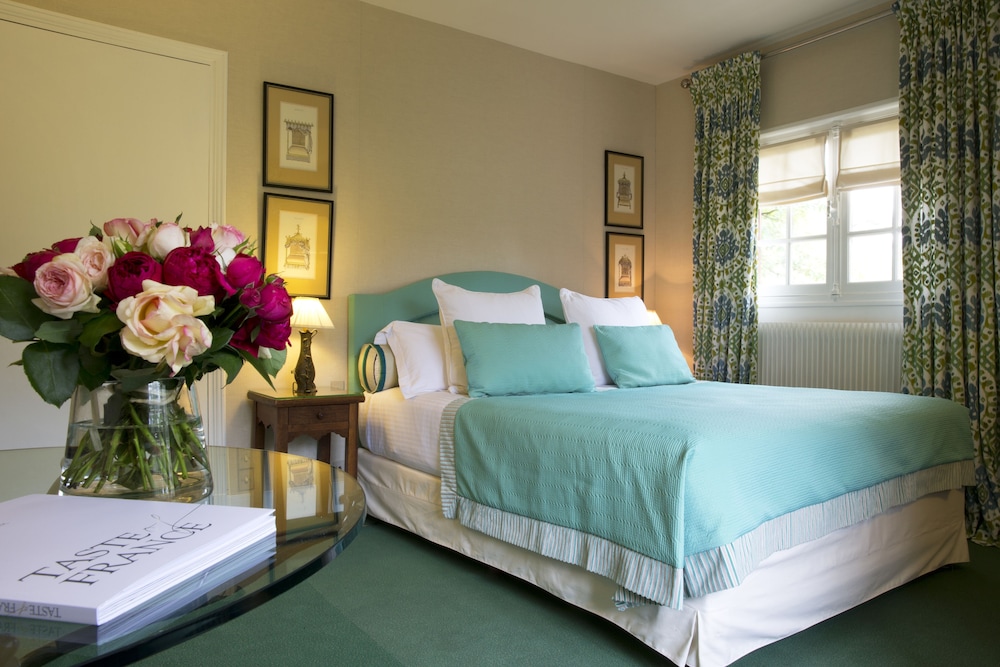 Family Suite, 2 Bedrooms, Balcony, Garden View photo 1