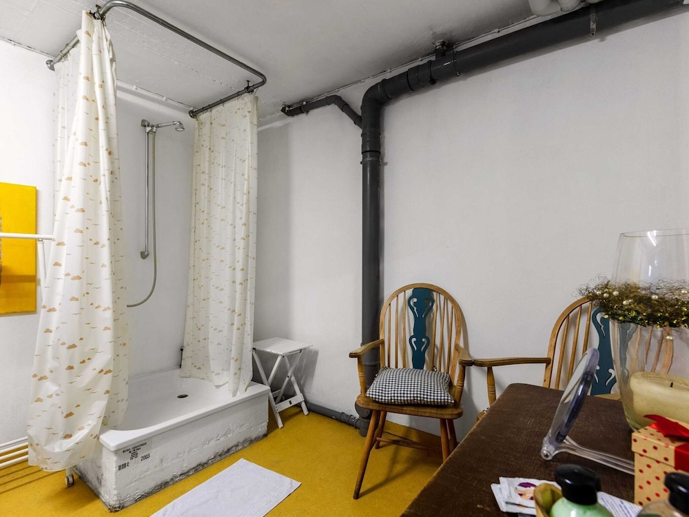 Apartment photo 1