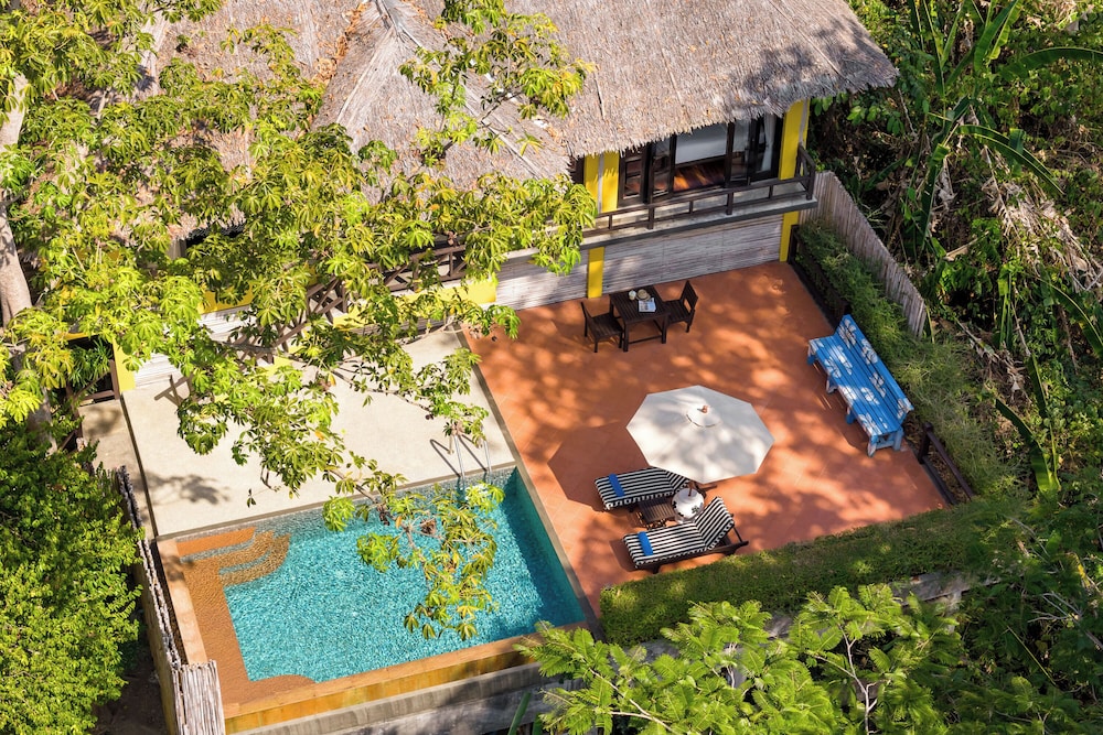 Villa (Hillside) - Photo 2