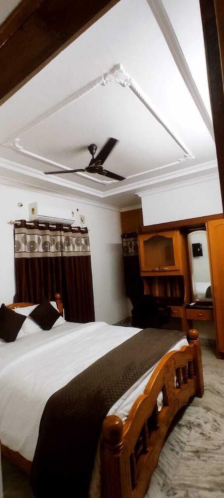 Deluxe Room, City View photo 3