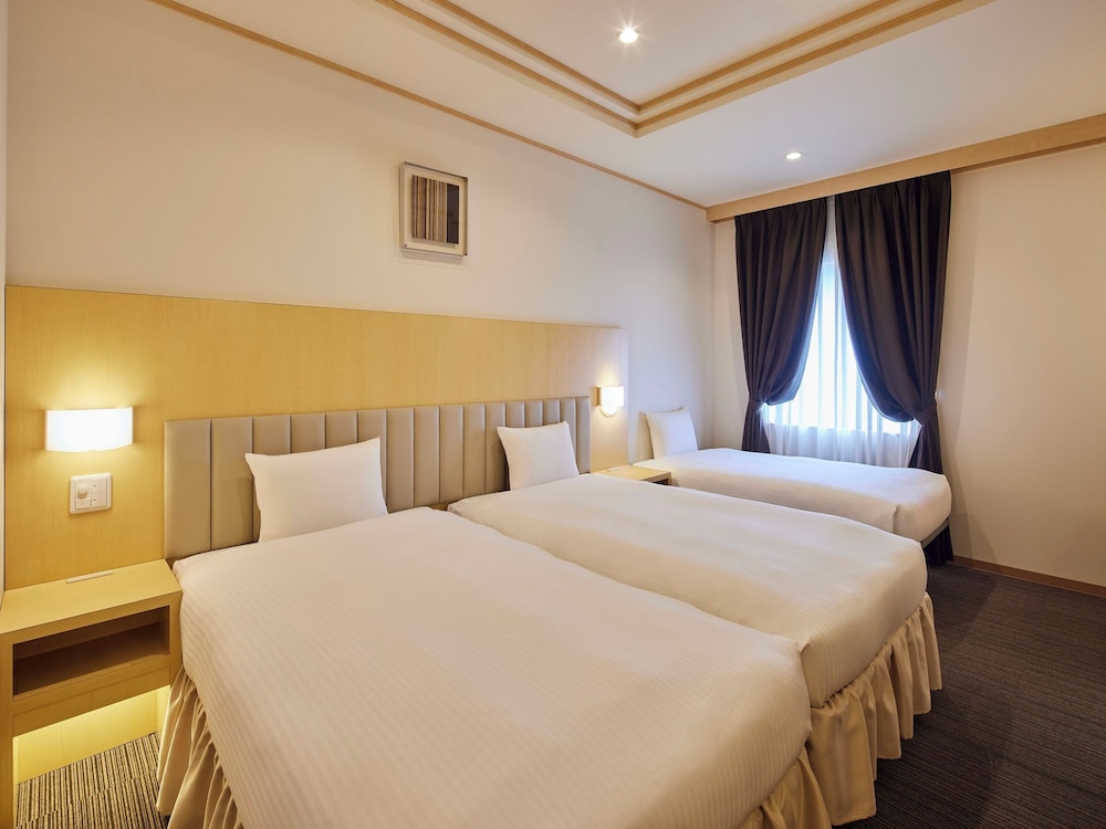 Superior Twin Room (Non-smoking) photo 3