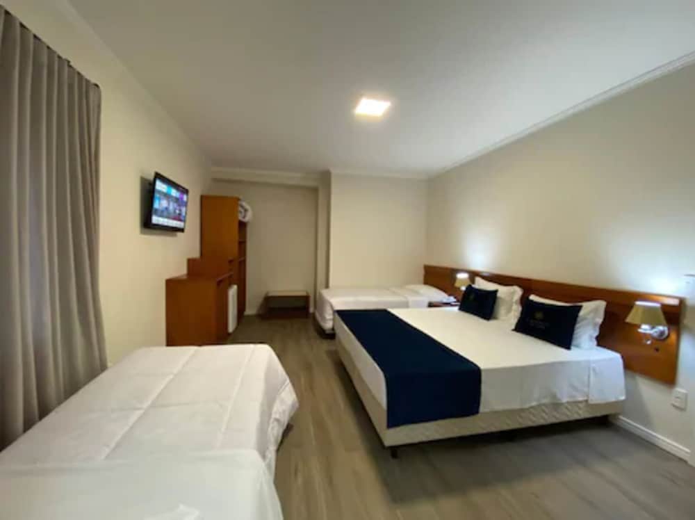 Luxury Quadruple Room photo 3