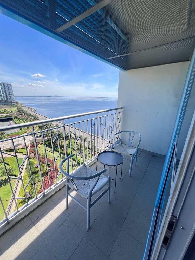 Deluxe Condo, 3 Bedrooms, Balcony, Ocean View