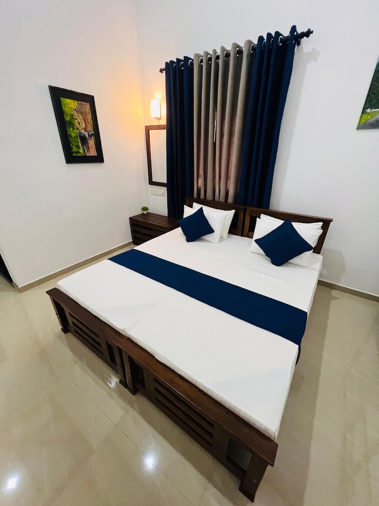 Deluxe Double Room, Garden View photo 2