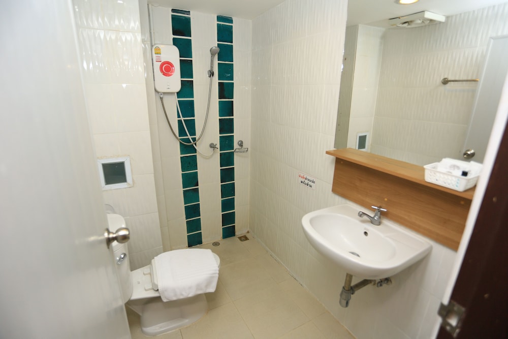 Deluxe Twin Room photo 2
