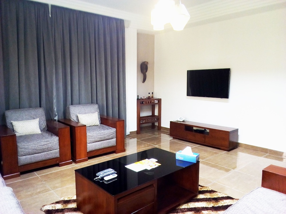 Standard Suite, 1 Bedroom, City View photo 3