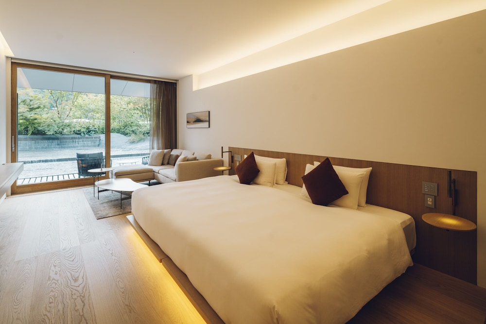 Double Room, Balcony, Garden View - Photo 4
