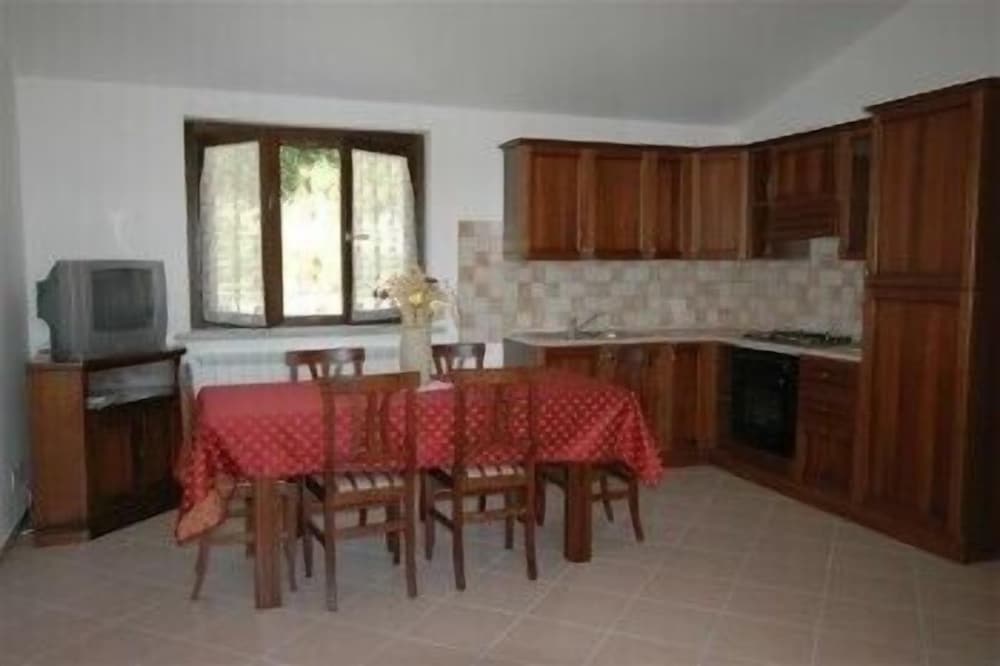 Family Apartment, 1 Bedroom photo 2