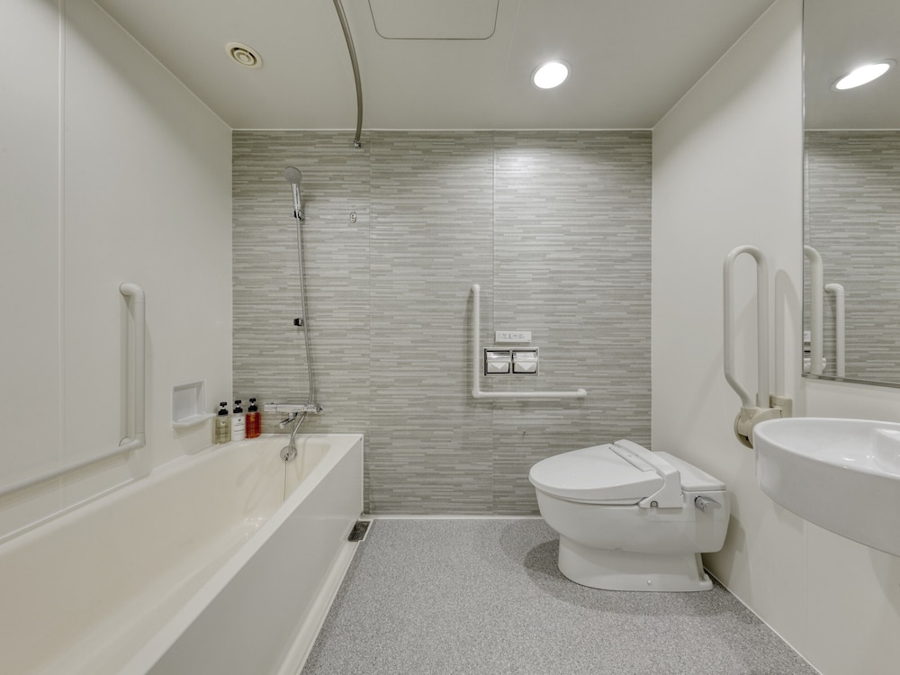 NEW Corner Deluxe Twin (Universal Design room) , Non Smoking