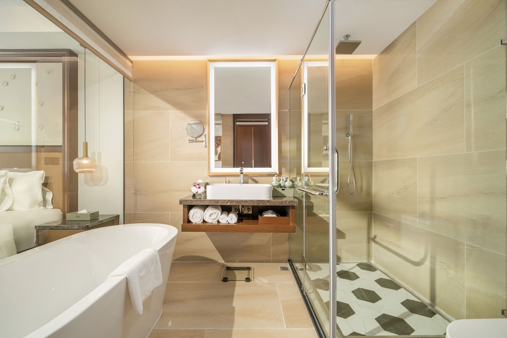 Deluxe Twin Room - Photo 10