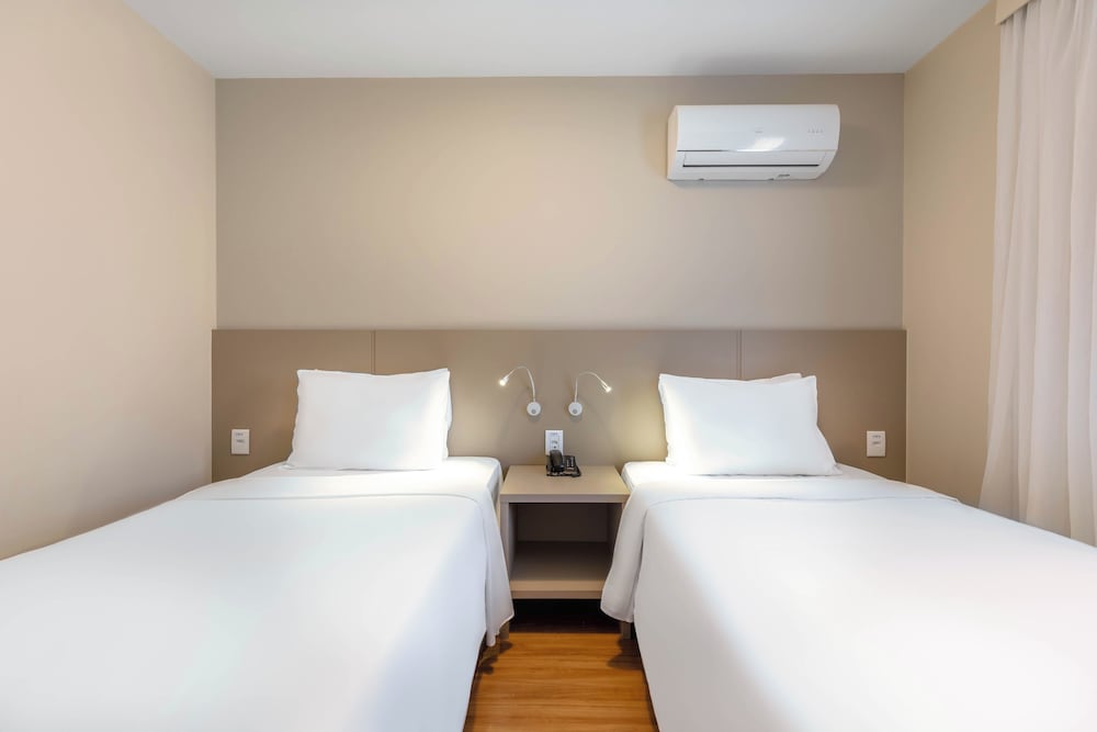 Superior Room, Multiple Beds - Photo 5