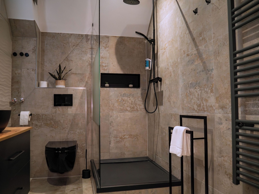 Carl Suites Superior - Photo 2