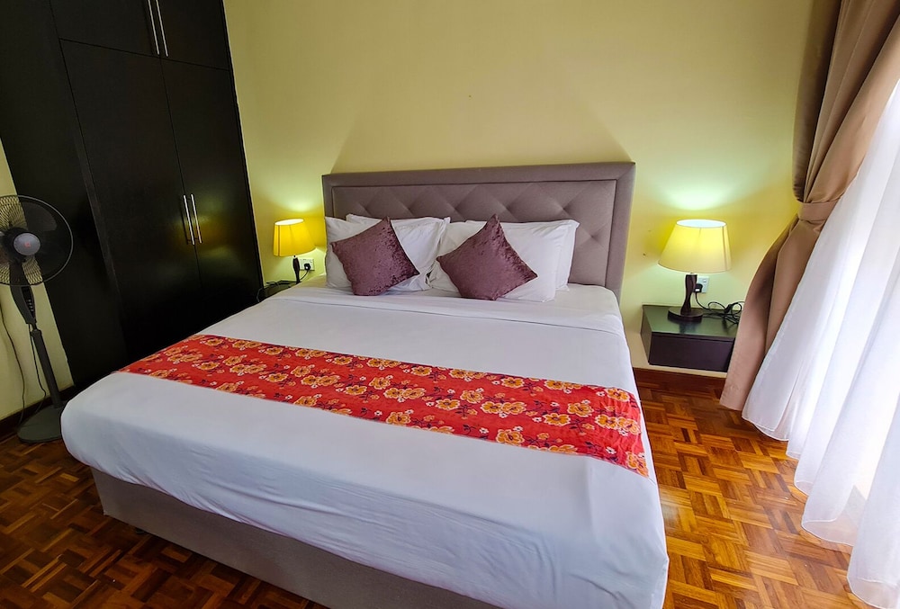 2 Bedroom Junior Suite (Pool/Garden View)