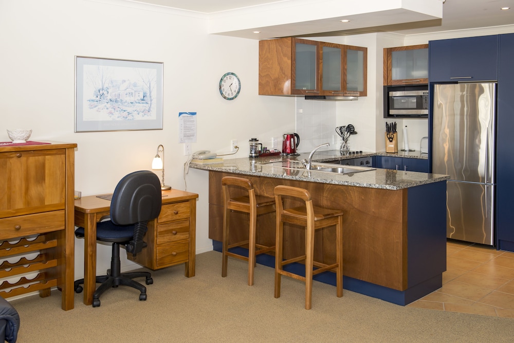 Standard Apartment, 2 Bedrooms, 2 Bathrooms, Executive Level photo 3