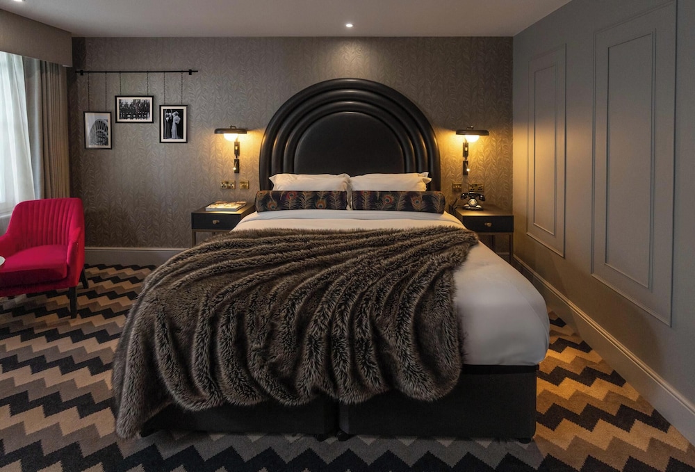 Accessible Directors Suite