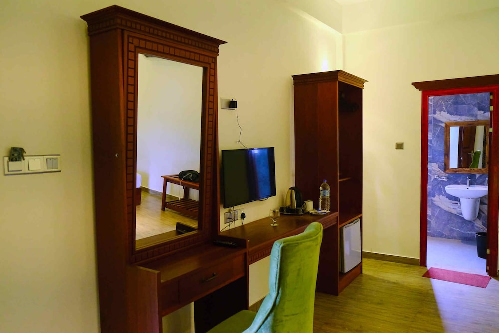 Deluxe Triple Room photo 3