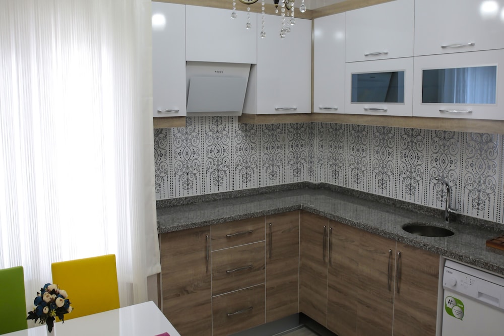 Business Suite photo 2