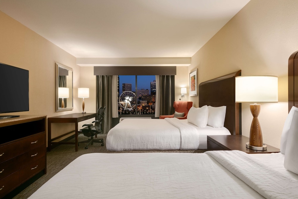 Single Room, 2 Queen Beds, Accessible, Bathtub - Photo 1