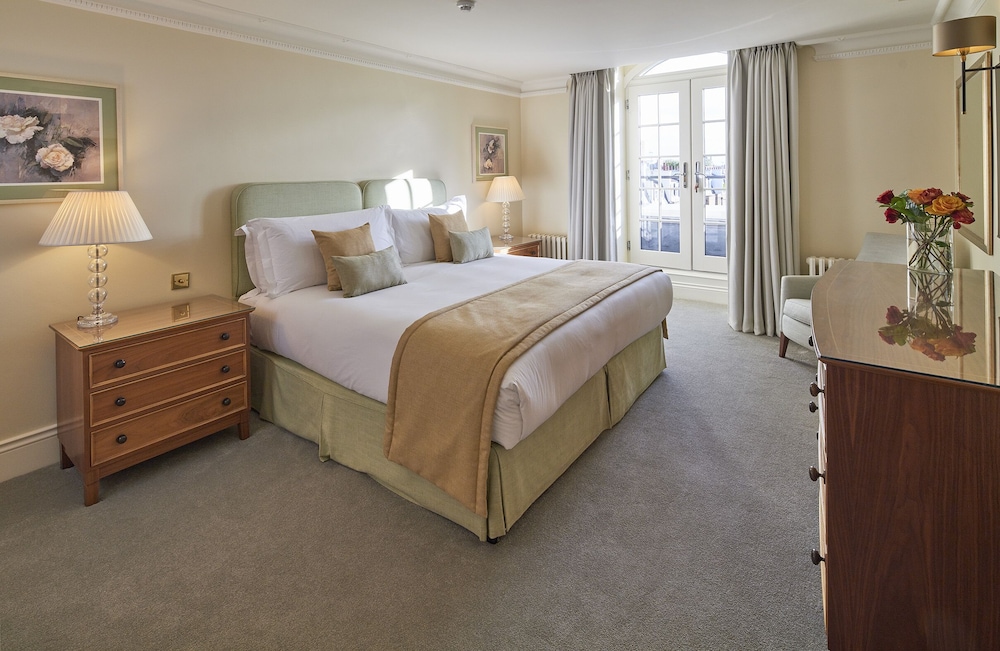 Luxury Apartment, 3 Bedrooms, Terrace, Park View