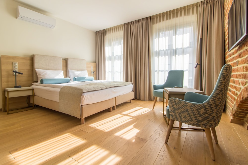 Superior Double Room (Deluxe)