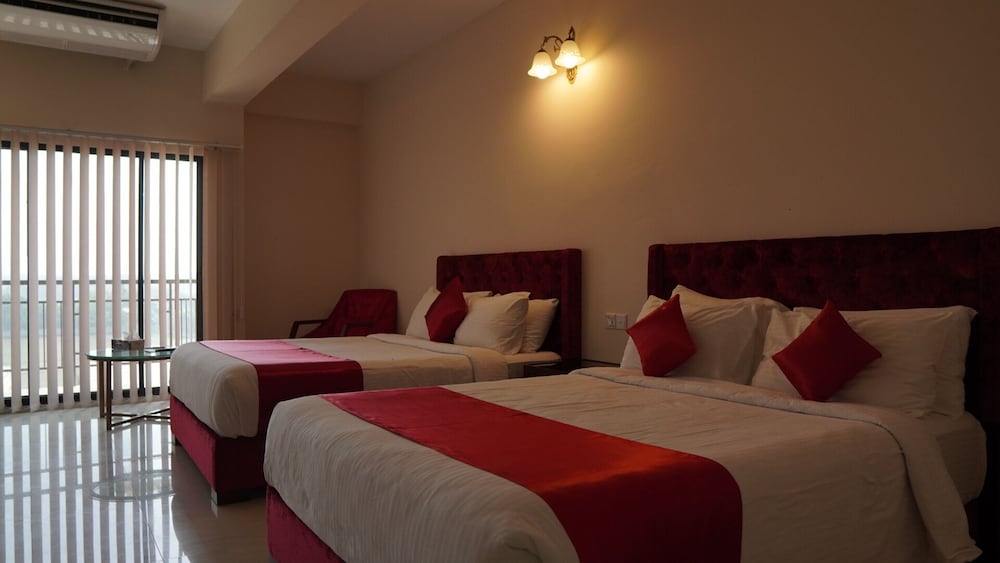 Superior Double or Twin Room photo 2
