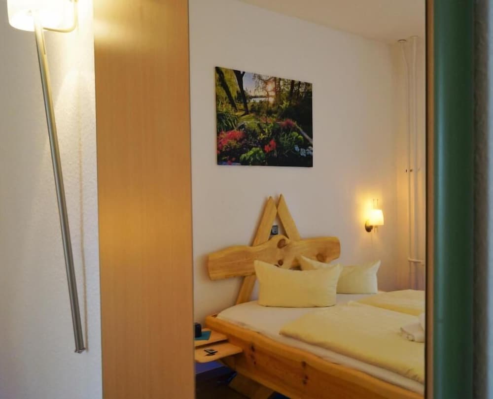 Standard Double Room, Garden View photo 2
