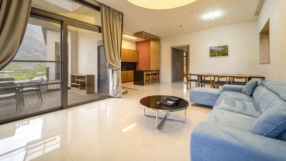 Basic Room, 2 Bedrooms (C PH room) photo 3