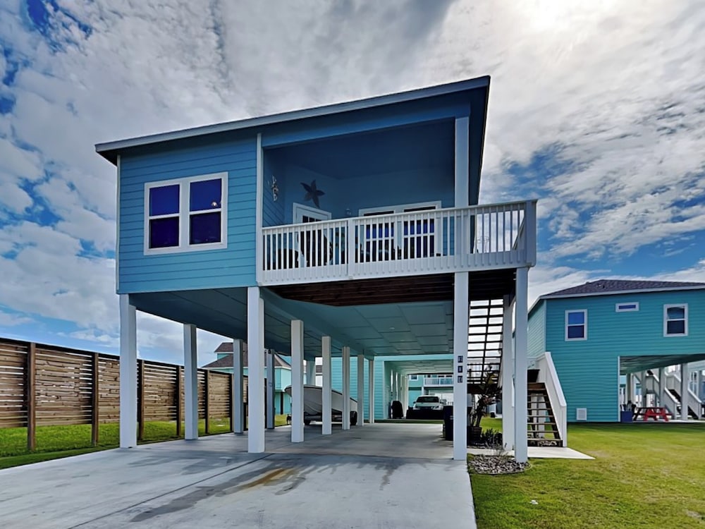 House (2 Bedrooms)