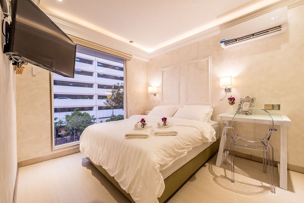 Deluxe Double Room (CJ 1) - Photo 6