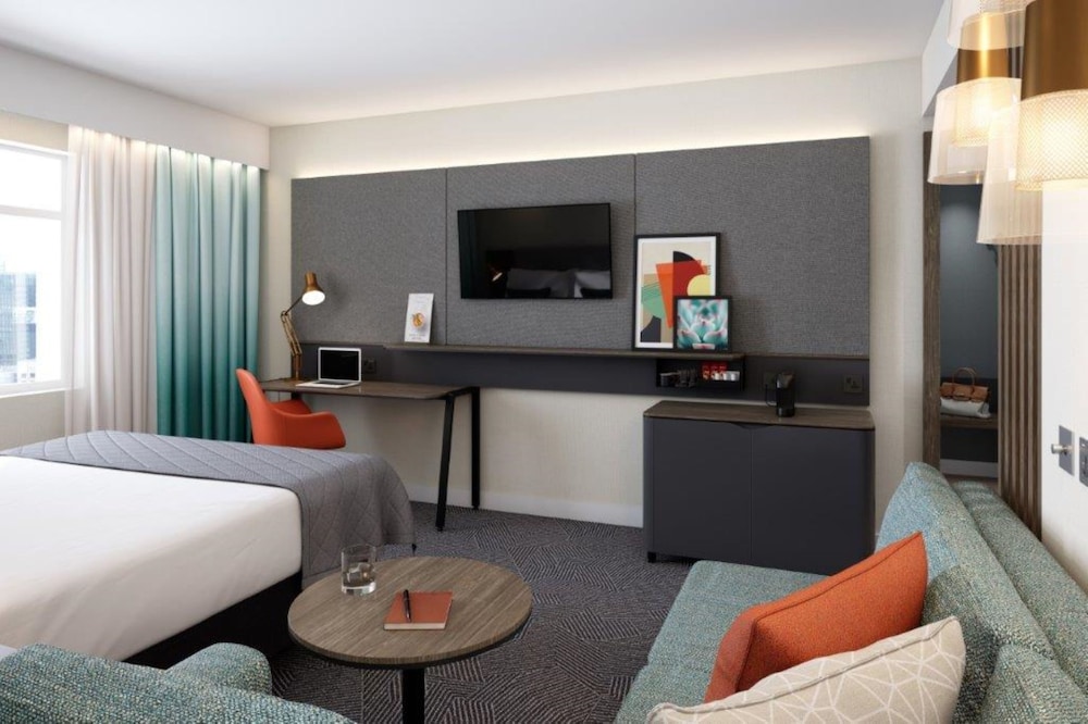 Premium Room, 1 Queen Bed - Photo 4