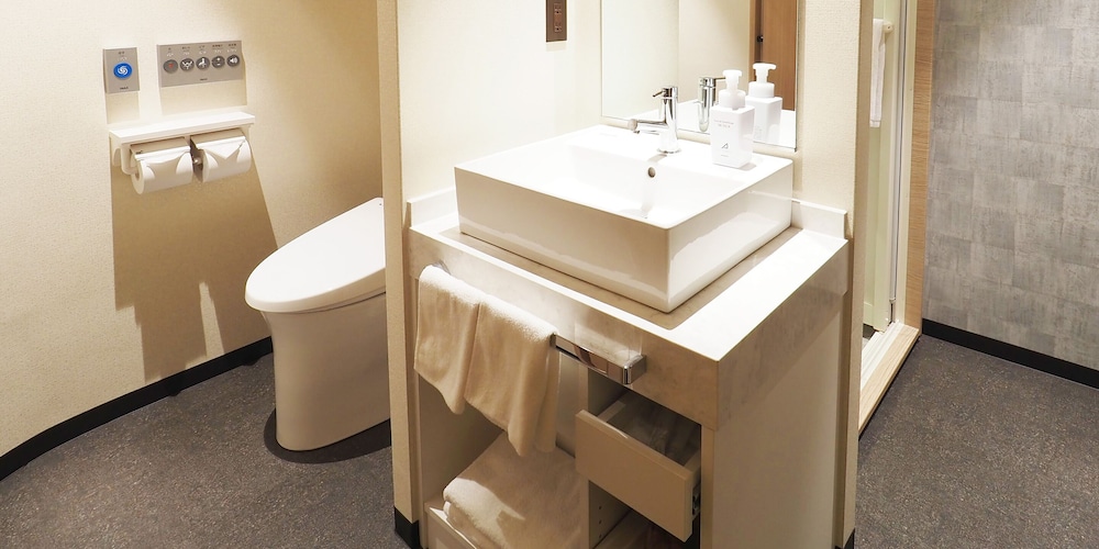 Japanese Western Style Suite, with Private Open-air Bath - Photo 11