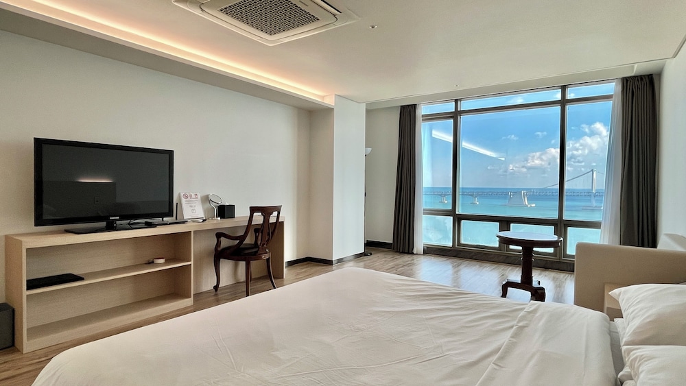 Premium Ocean Double Room - Photo 5