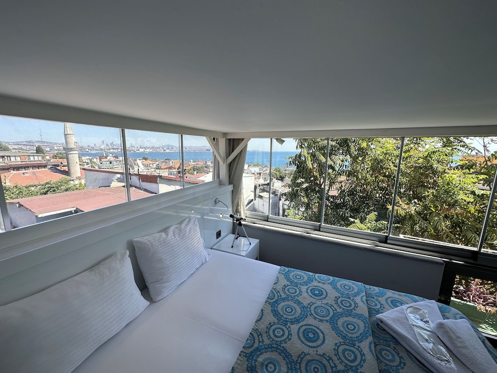SEAVIEW TRIPLE ROOM photo 1