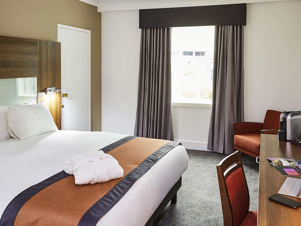 Privilege, Room, 1 King Bed - Photo 1