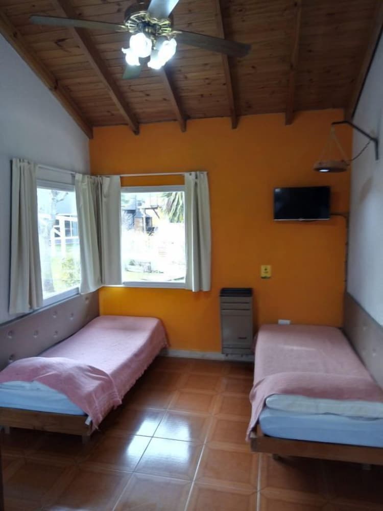 Family Cabin, 1 Bedroom, Ensuite, Garden View photo 1