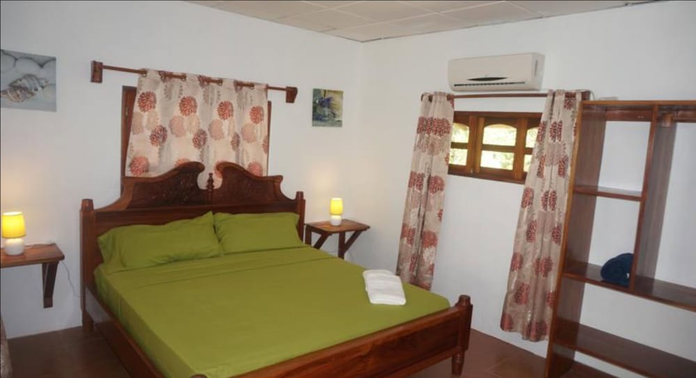 Deluxe Suite, 1 King Bed photo 2