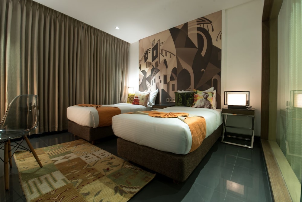 Luxury Double or Twin Room, 1 Queen Bed - Photo 8