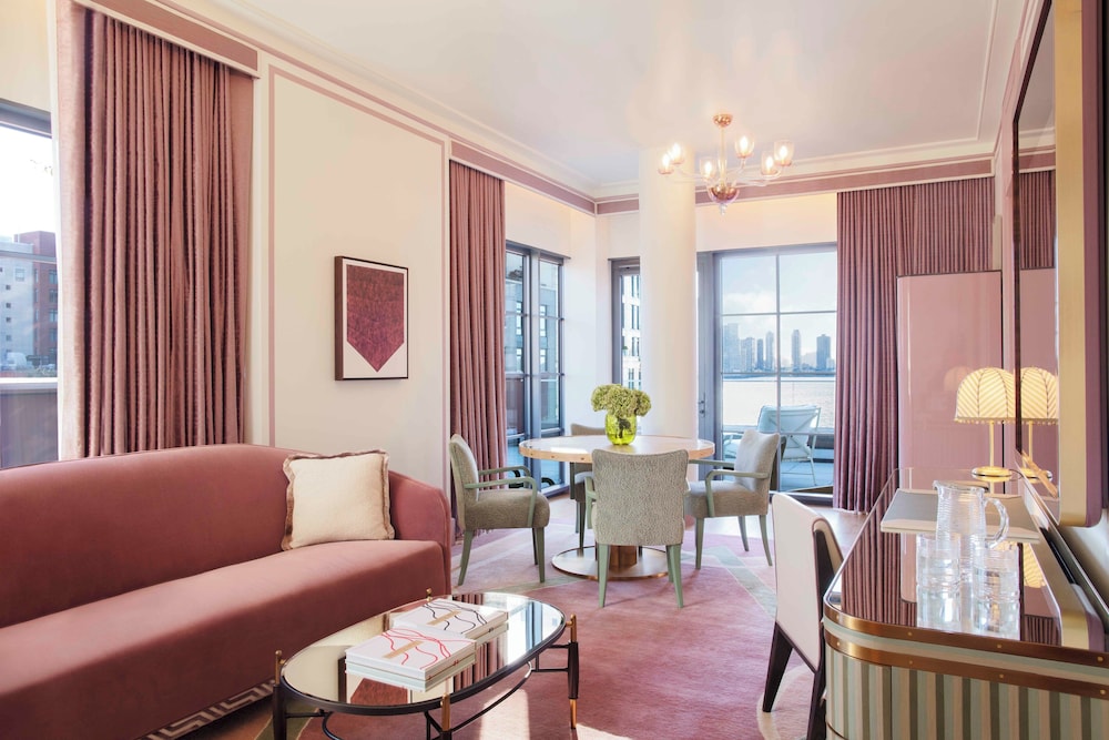 Tribeca Terrace Suite thumbnail 5