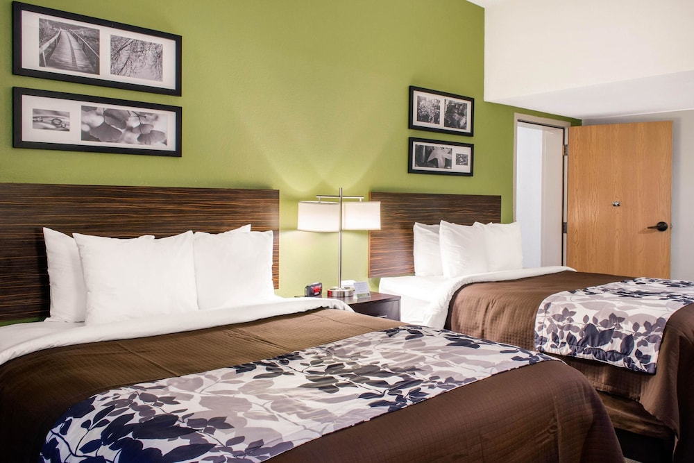 Room, 2 Queen Beds, Accessible, Non Smoking photo 3