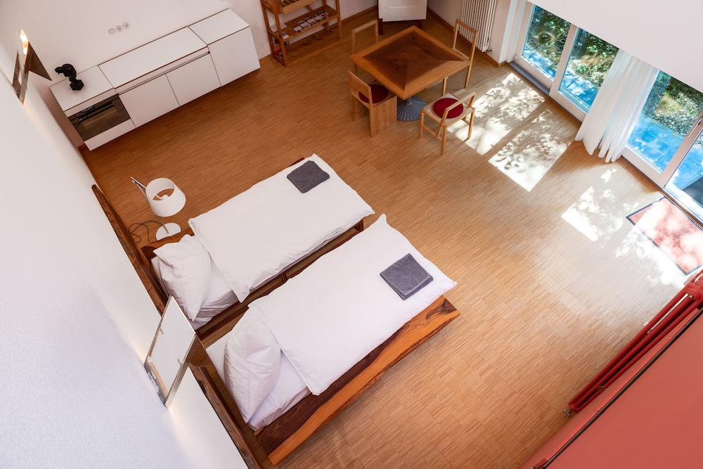 Exclusive Studio Suite, 1 King Bed with Sofa bed, Non Smoking photo 2