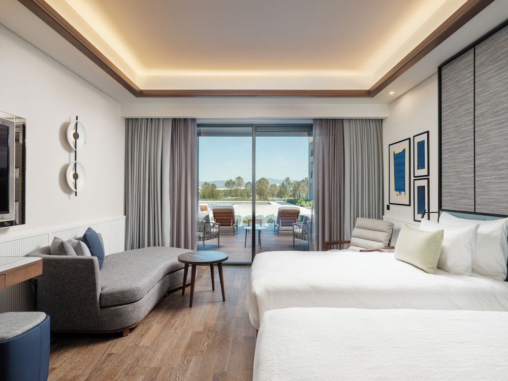 Deluxe Adult Swim-Up Room Sea Side (Adult Zone) photo 3