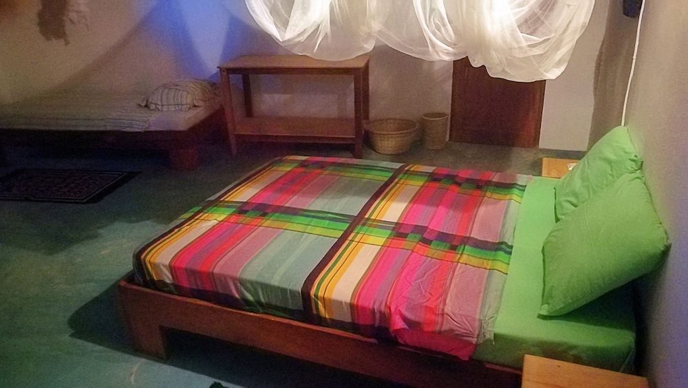 Comfort Room (Rouge) photo 1