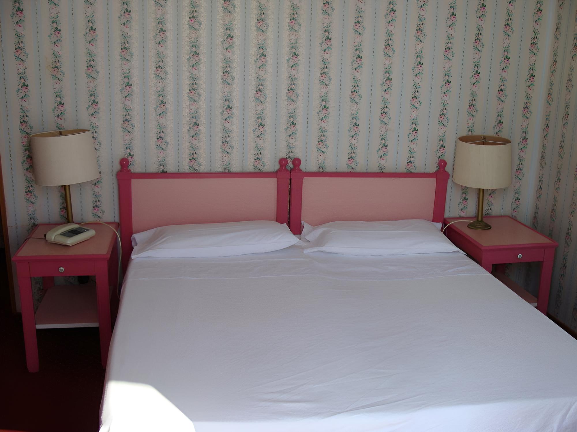 Economy Double Room photo 1